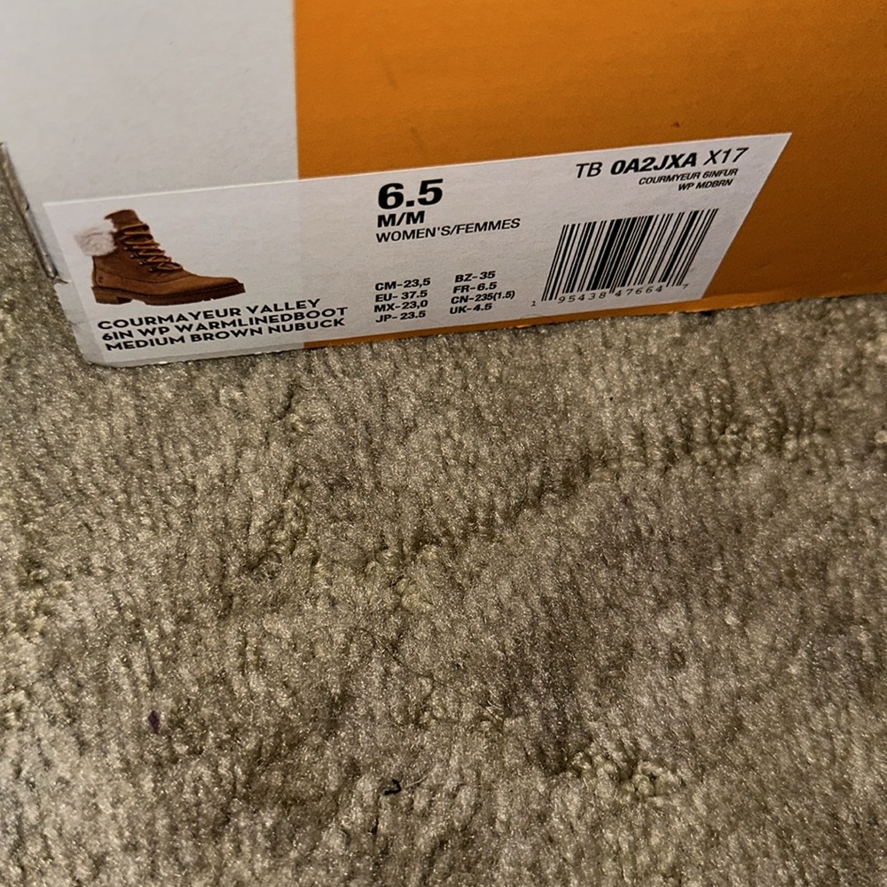 Timberland Winter Boots - Picture 6 of 6